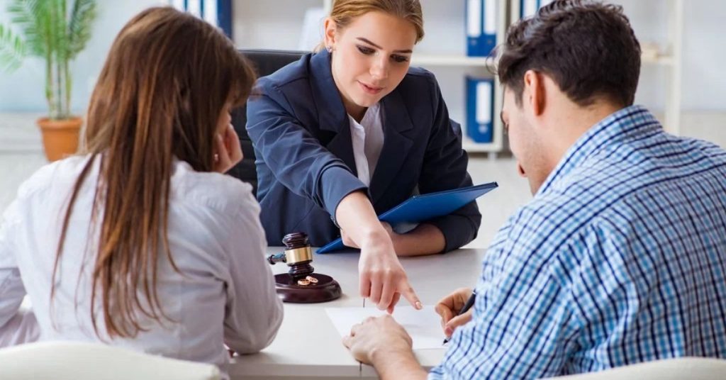 Why Choose a Solicitor Gloucester for Family Law Matters